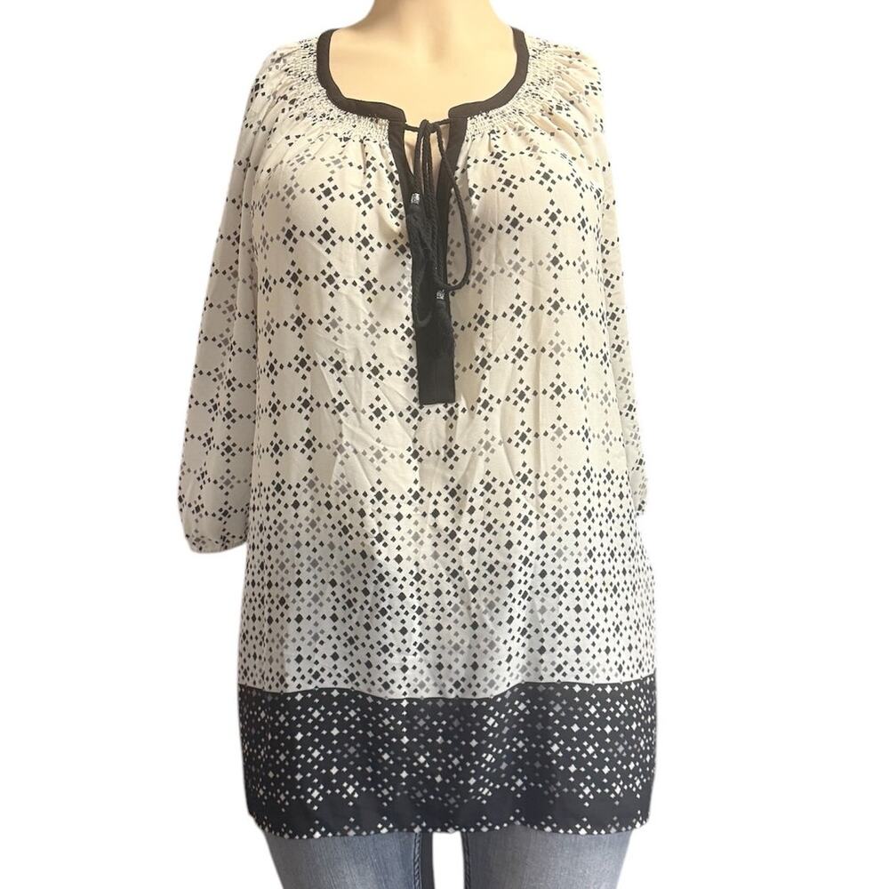 Black Rainn Pullover  Blouse Size 3X in Cream, Black, and Gray